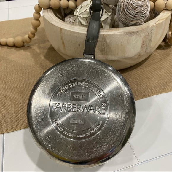 Farberware 1 QT Saucepan 18/10 Stainless Steel EUC - Picture 5 of 5